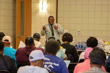 Shawn Garrett teaching a diabetes prevention program class.